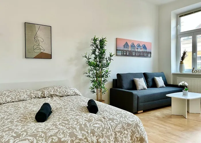 Long Term Stylish With Free Parking